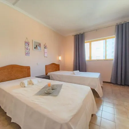 Apartment Clube Da Rocha